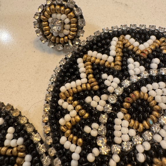 Beaded round dangle boho earrings - Picture 2 of 2